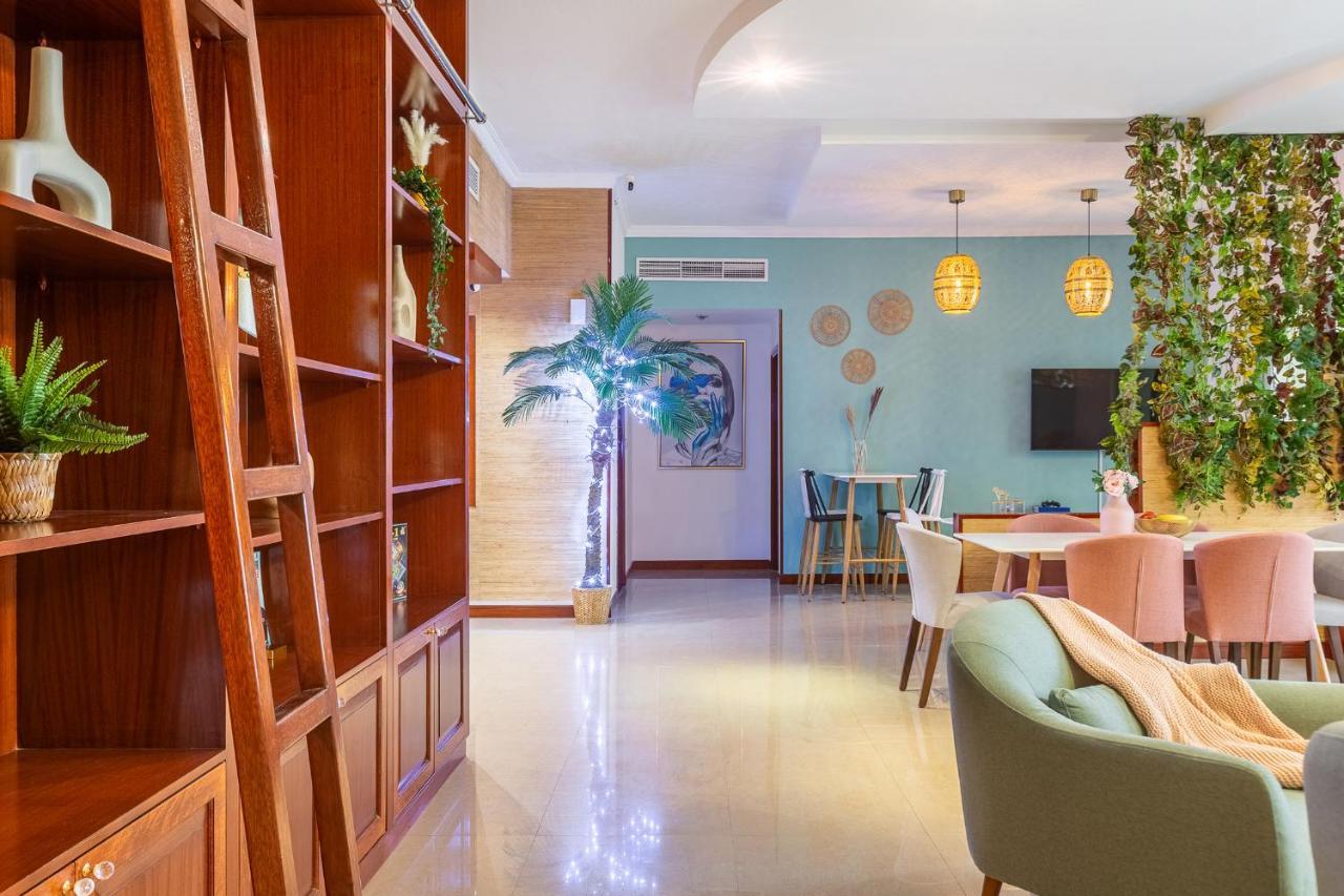 دبي Homestar Deluxe Jbr Meditation & Wellness Hostel المظهر الخارجي الصورة