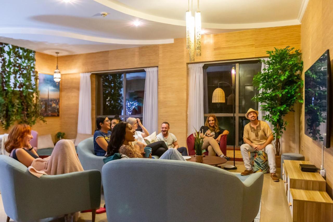 دبي Homestar Deluxe Jbr Meditation & Wellness Hostel المظهر الخارجي الصورة