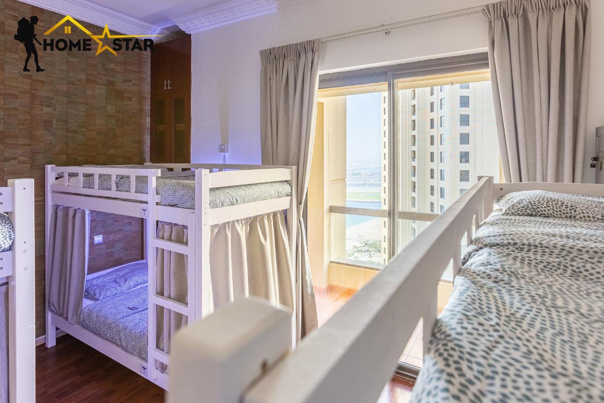 دبي Homestar Deluxe Jbr Meditation & Wellness Hostel المظهر الخارجي الصورة
